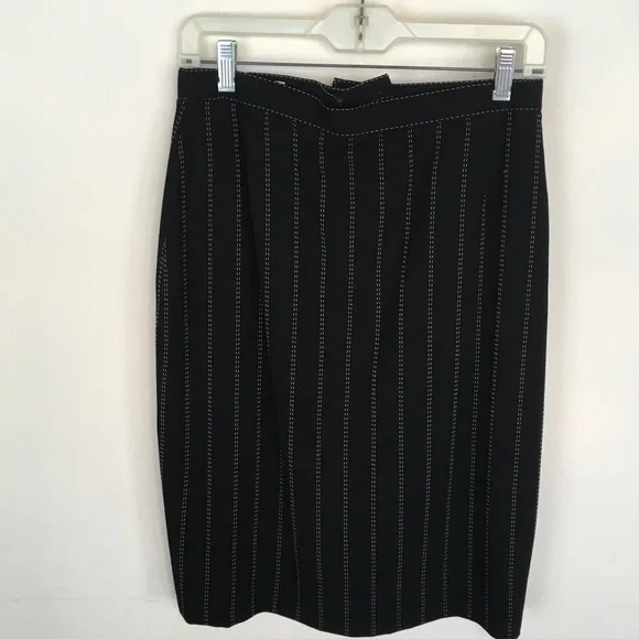 Escada Black Pinstripe Blazer with Gold Buttons - Picture 4 of 6